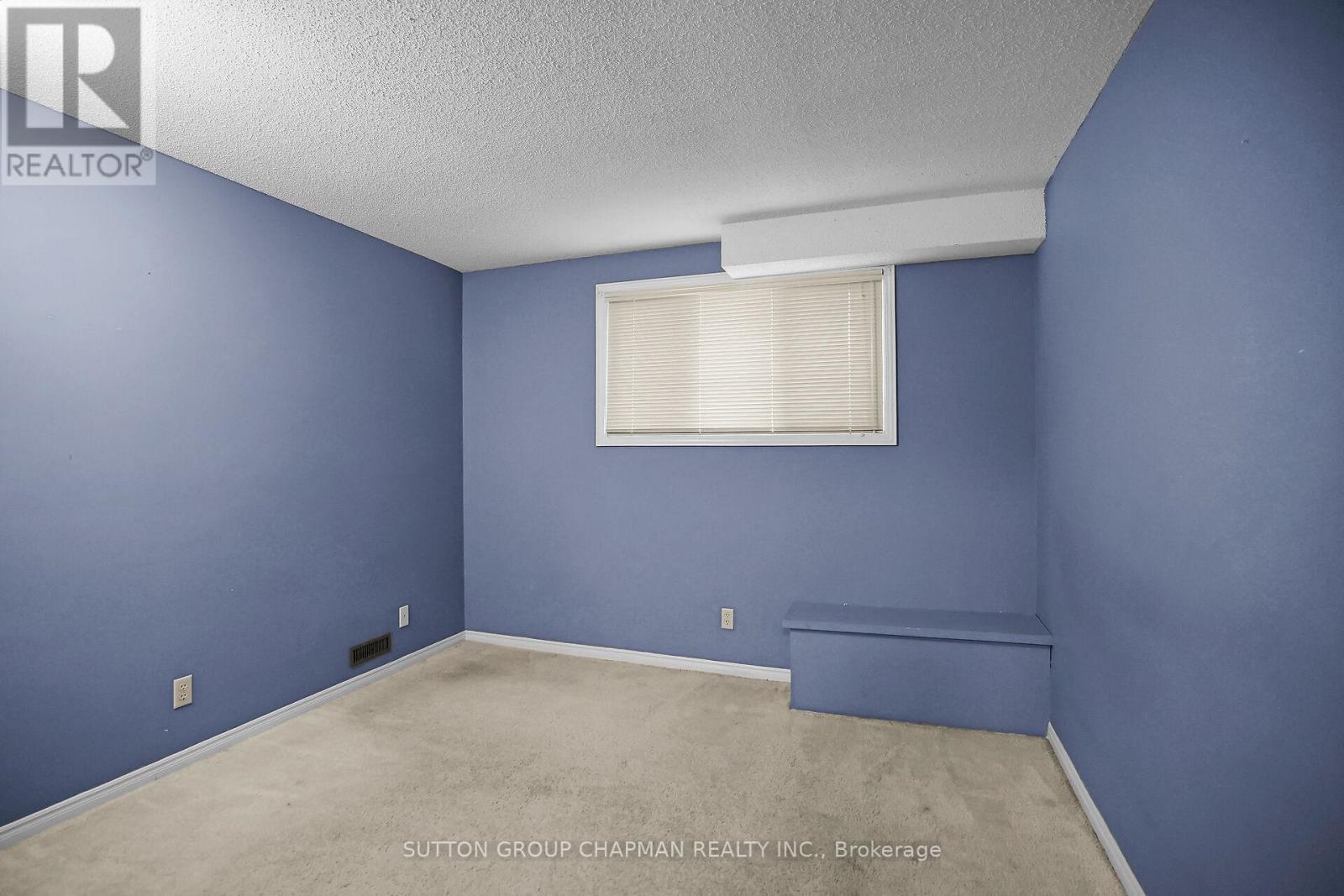 332 ARDSLEY CRESCENT - 21
