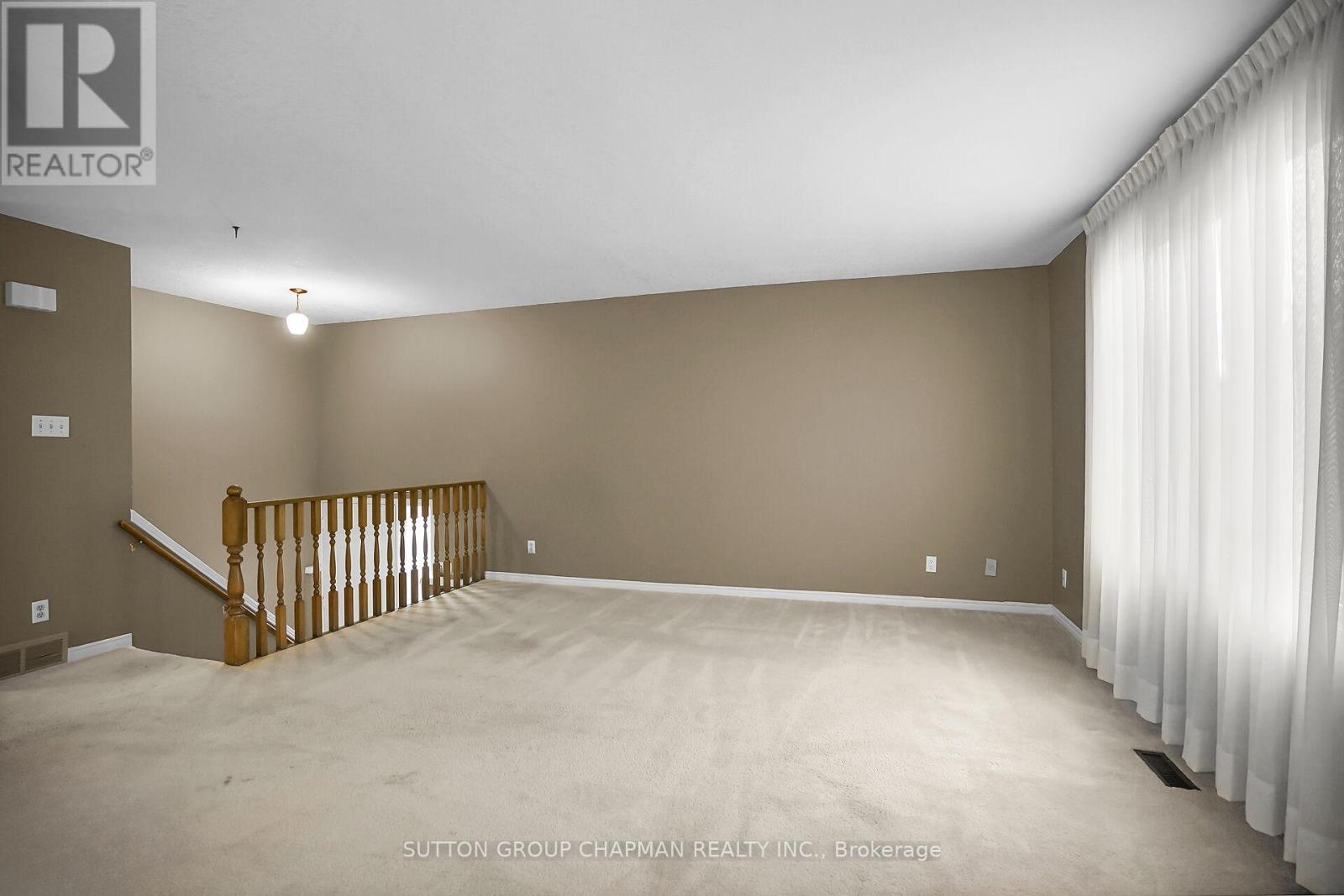 332 ARDSLEY CRESCENT - 26