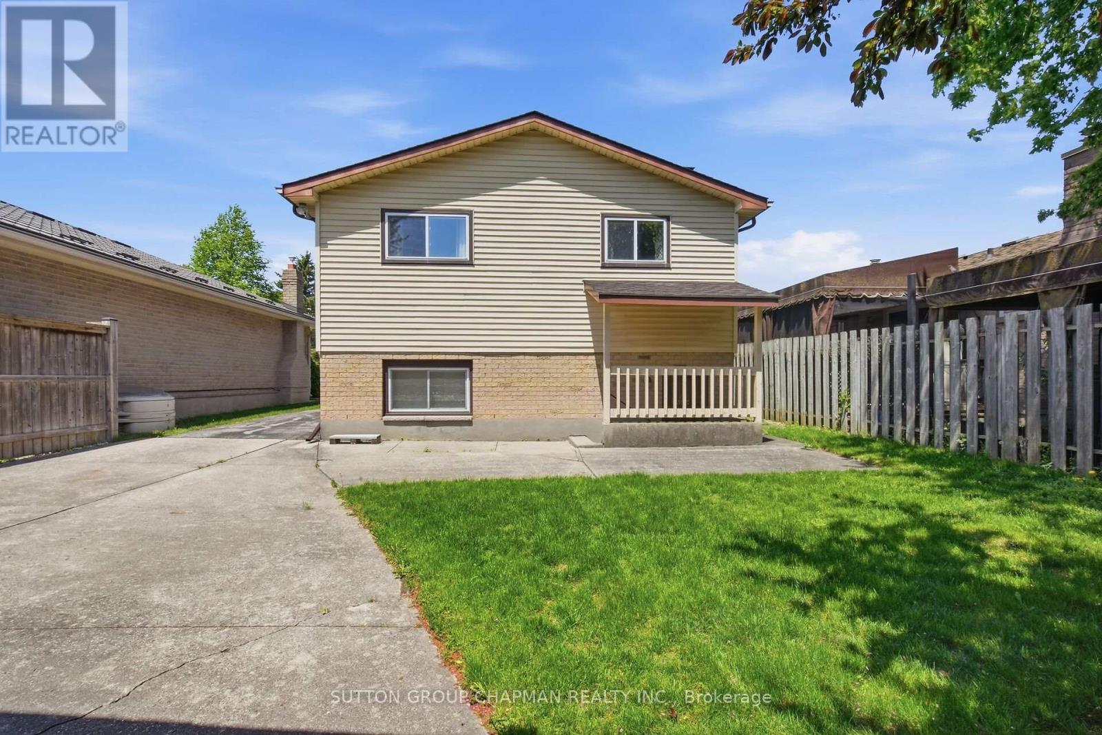 332 ARDSLEY CRESCENT - 41