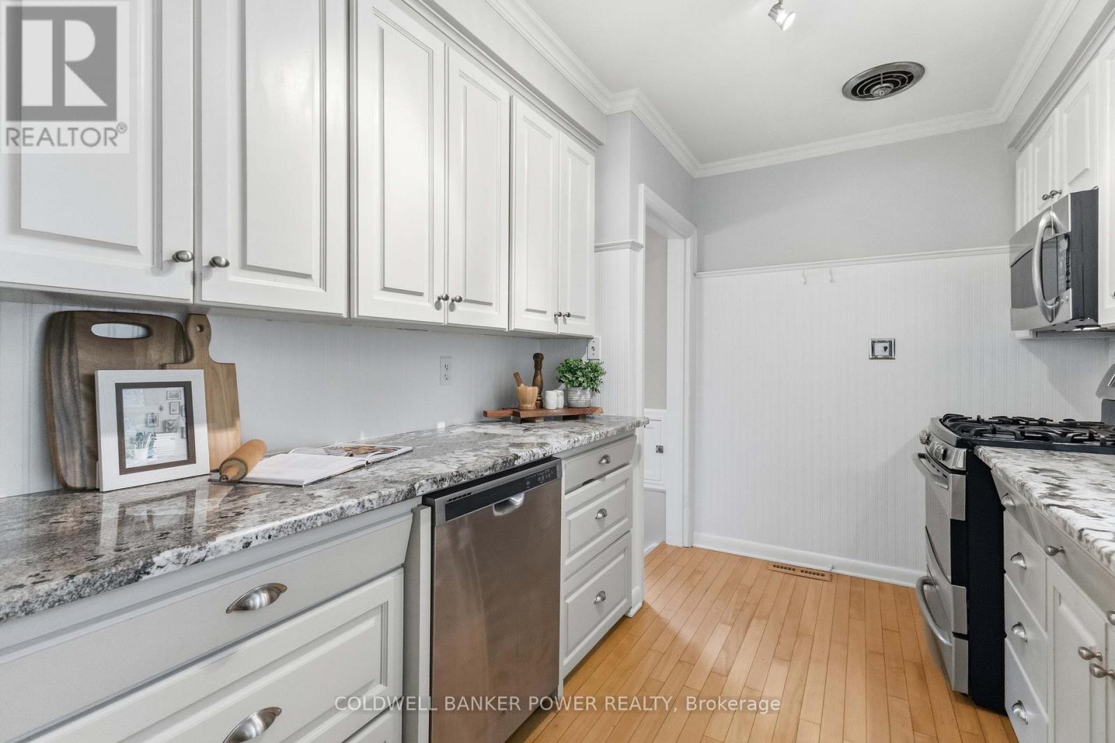 328 CONNINGTON STREET - 18