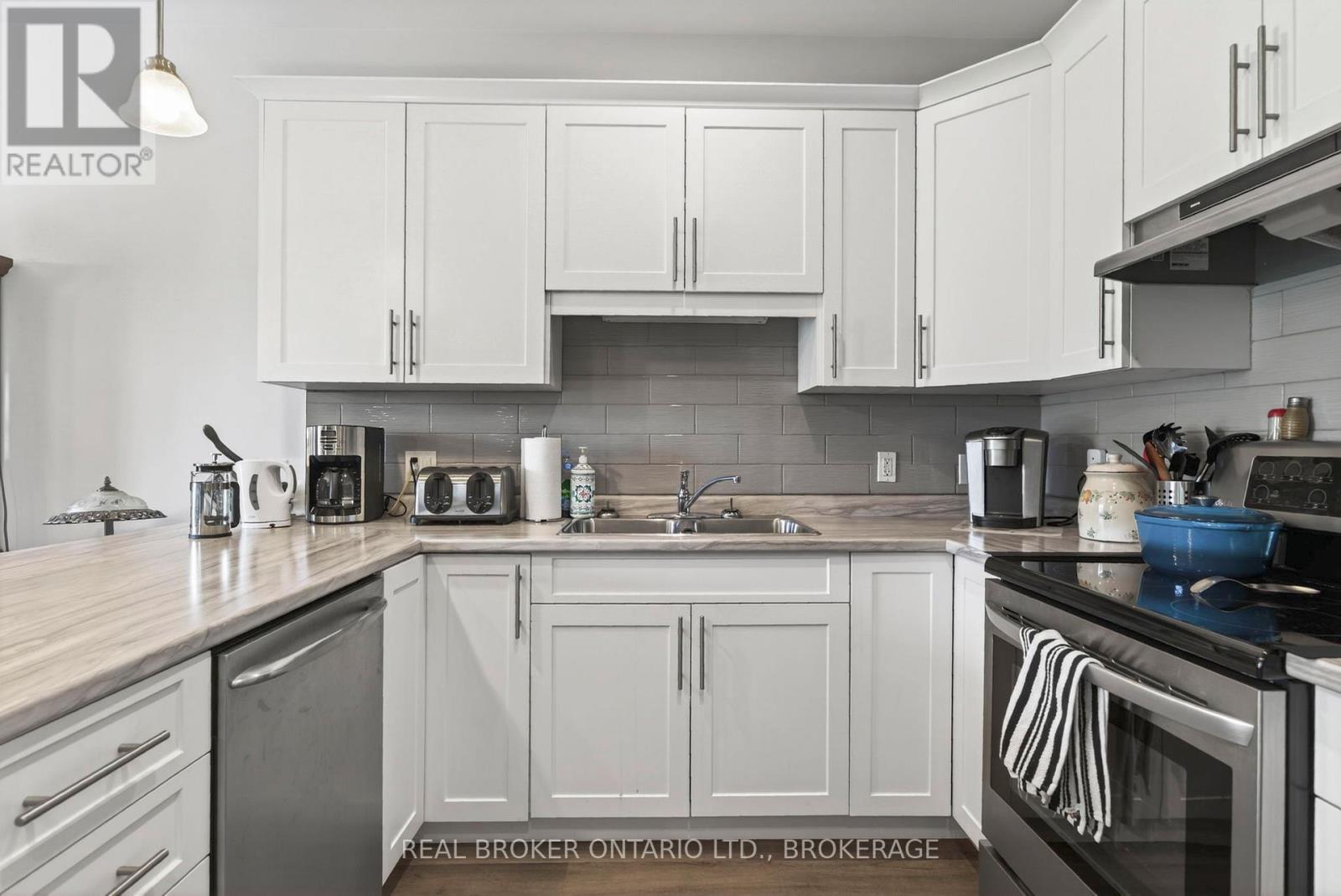250 LOURDES AVENUE - 10