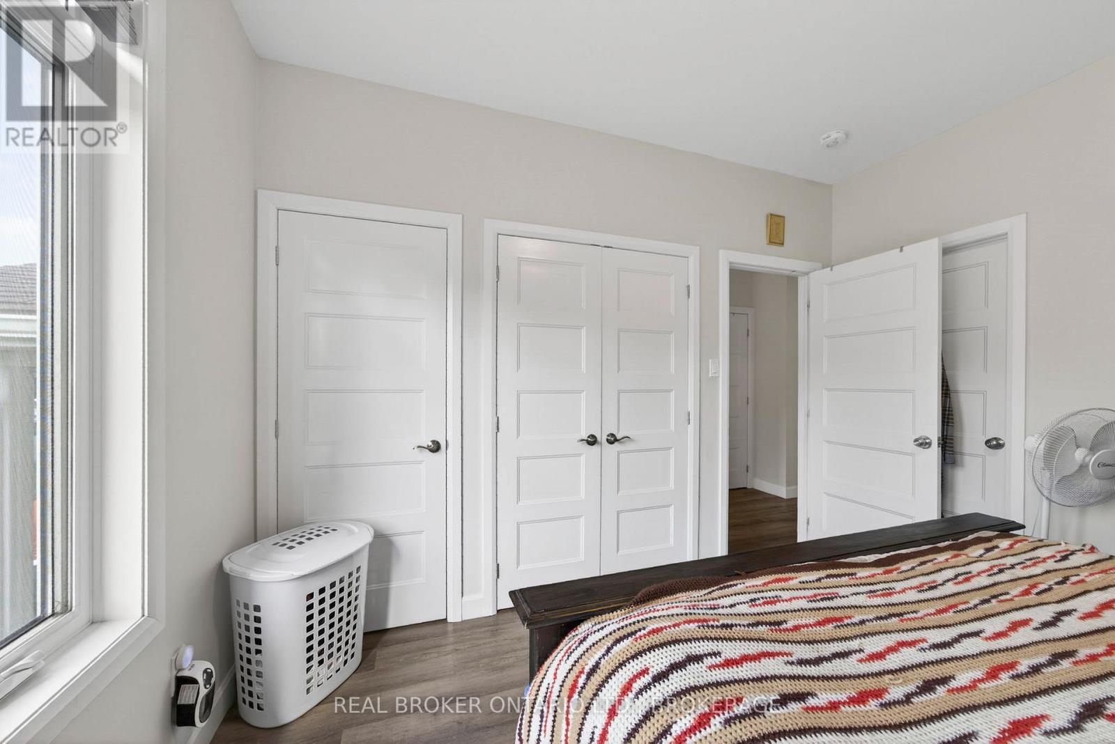 250 LOURDES AVENUE - 18