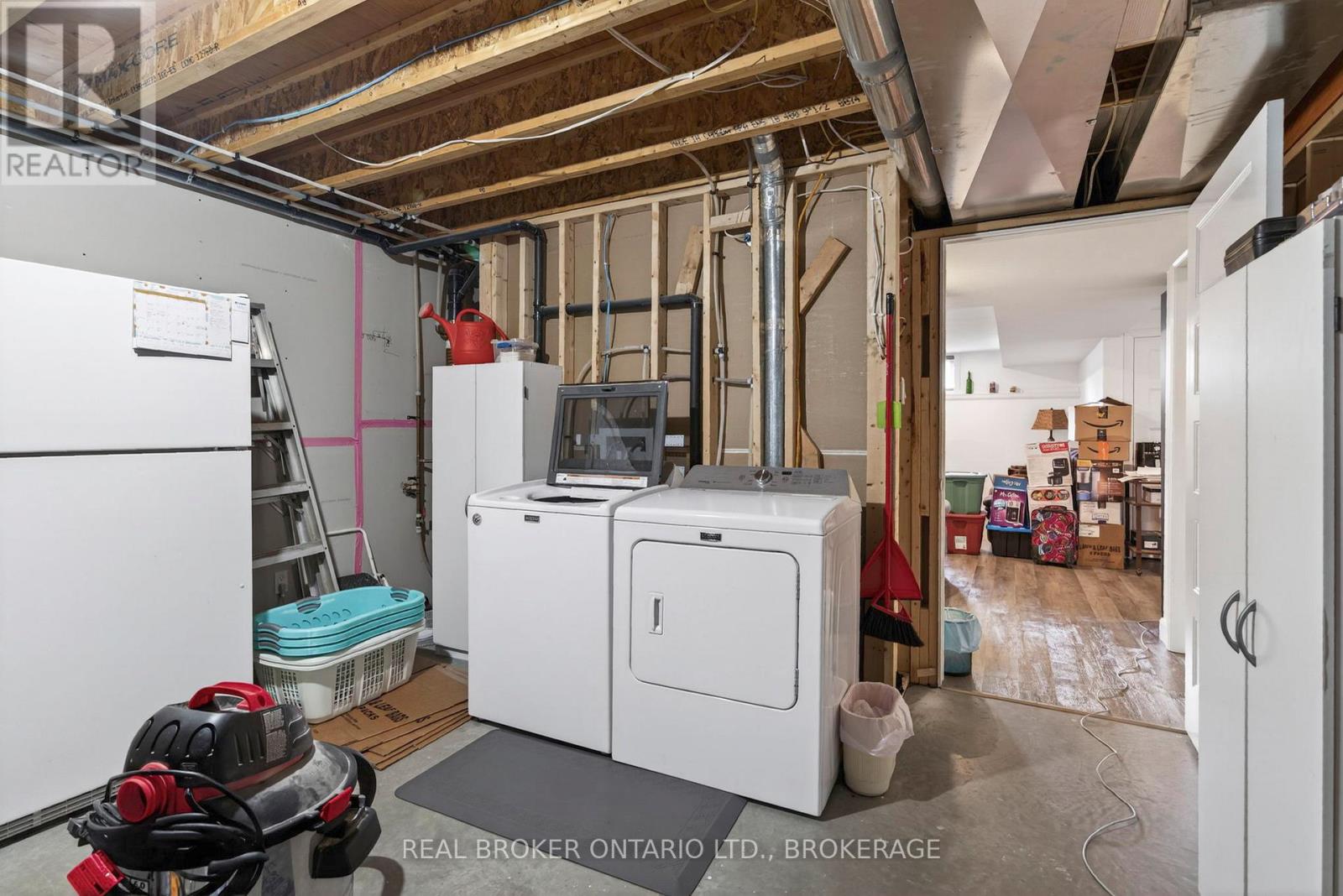 250 LOURDES AVENUE - 20