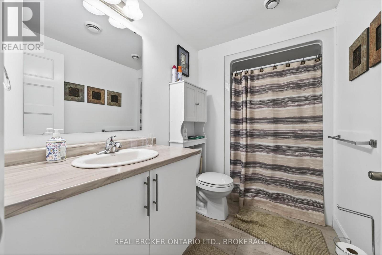 250 LOURDES AVENUE - 21