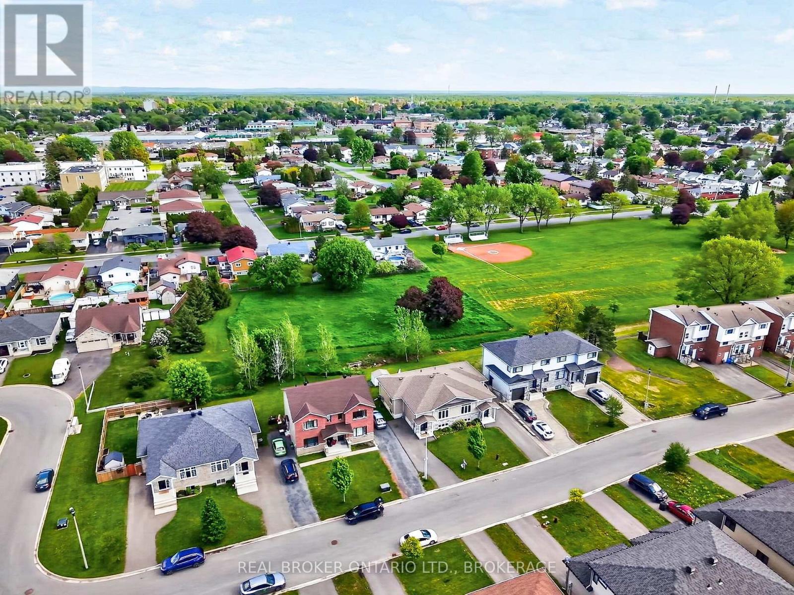 250 LOURDES AVENUE - 28