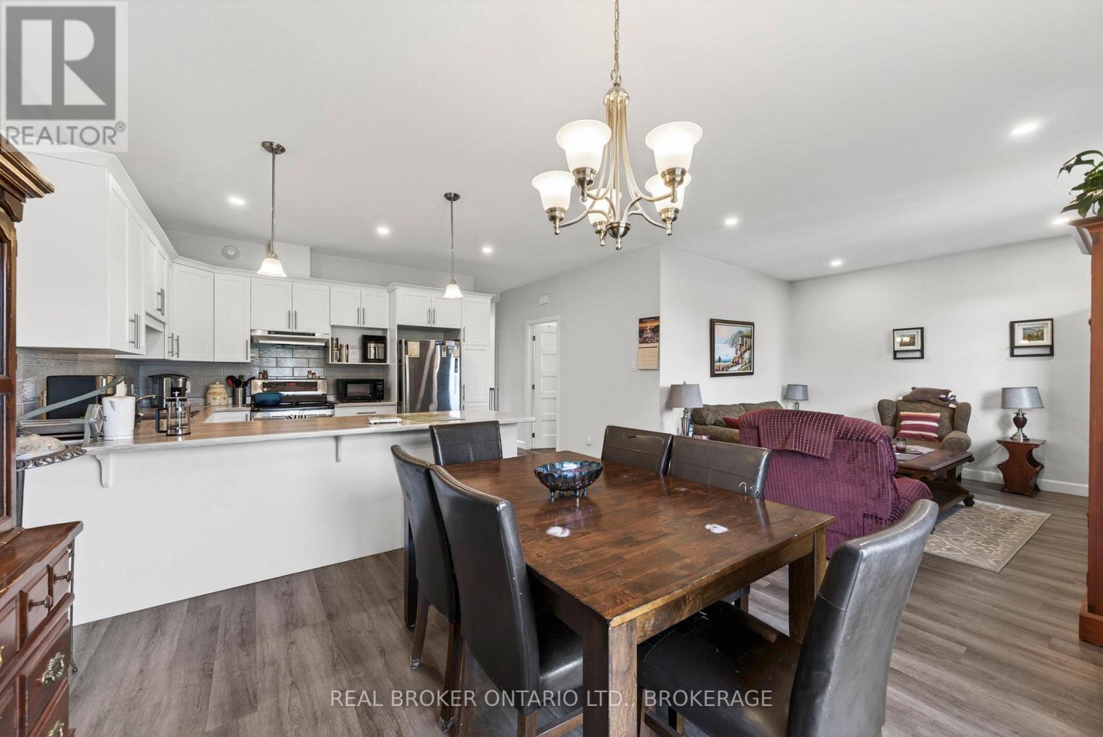 250 LOURDES AVENUE - 8