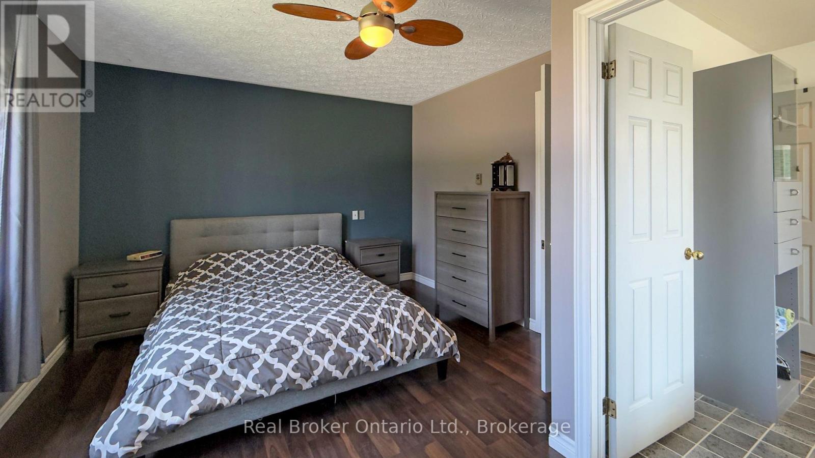 11 JAMES STREET W - 12