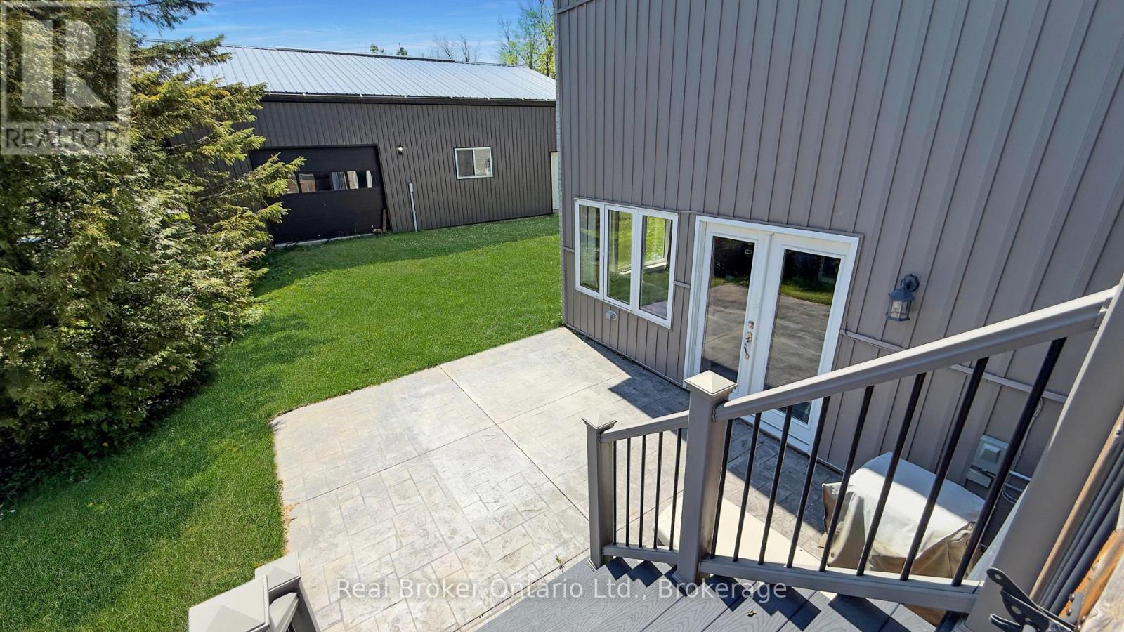 11 JAMES STREET W - 19