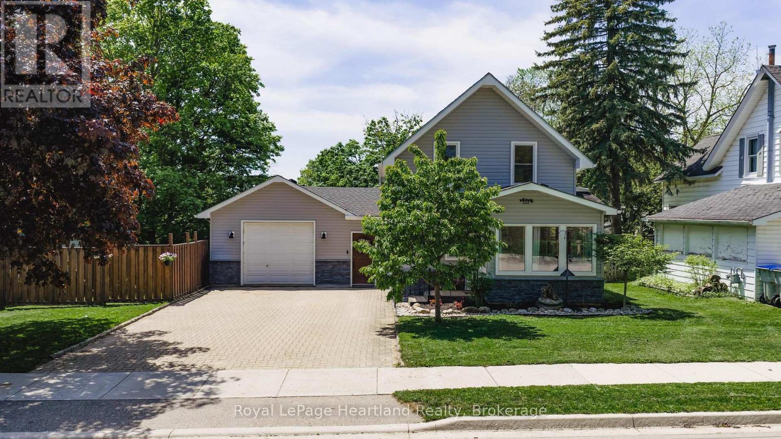 212 TOWNSEND STREET - 1