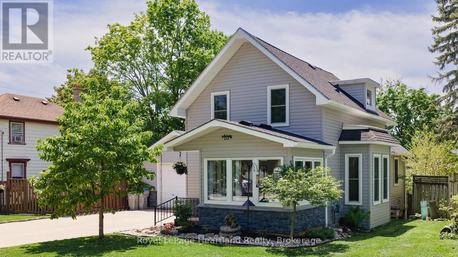 212 TOWNSEND STREET - 26