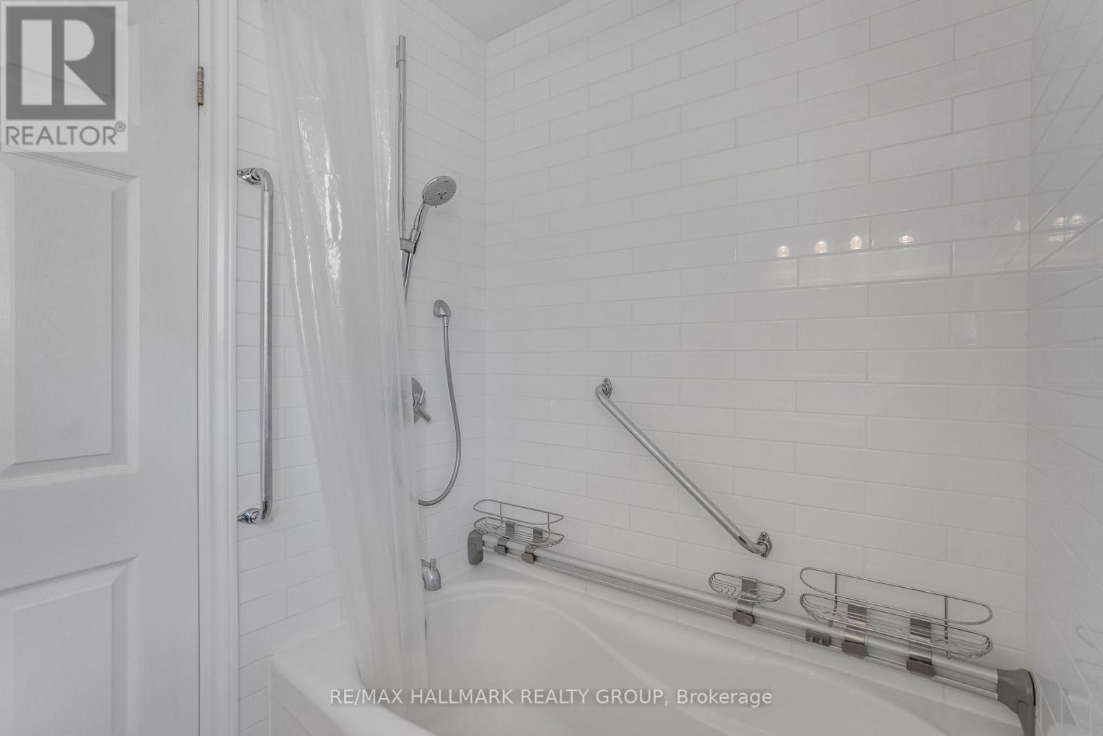 2659 LILIANE STREET - 22