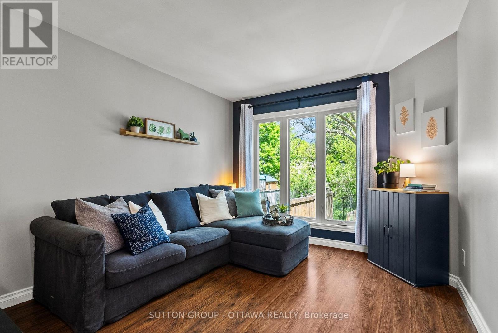 94 PIPER CRESCENT - 11