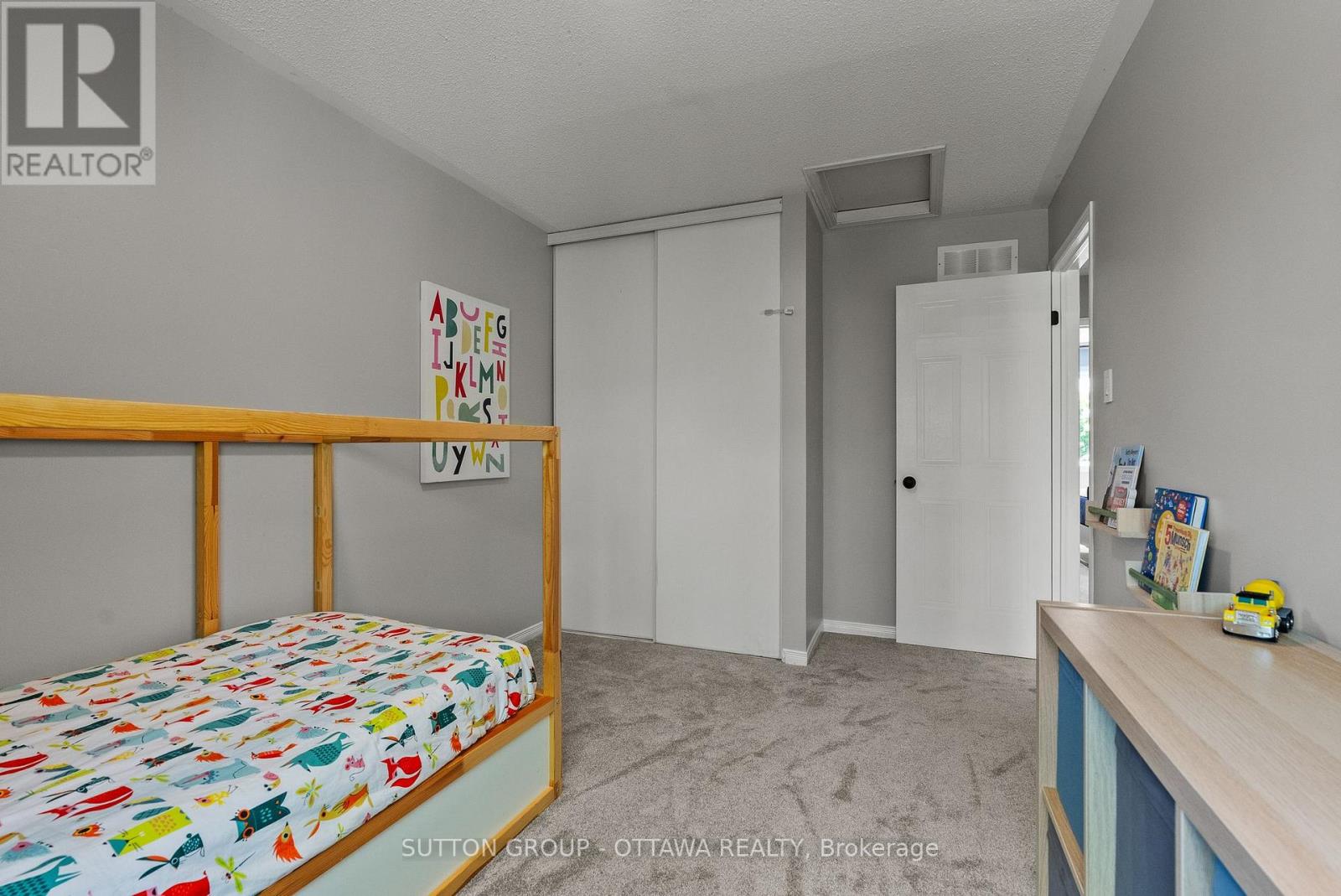 94 PIPER CRESCENT - 21