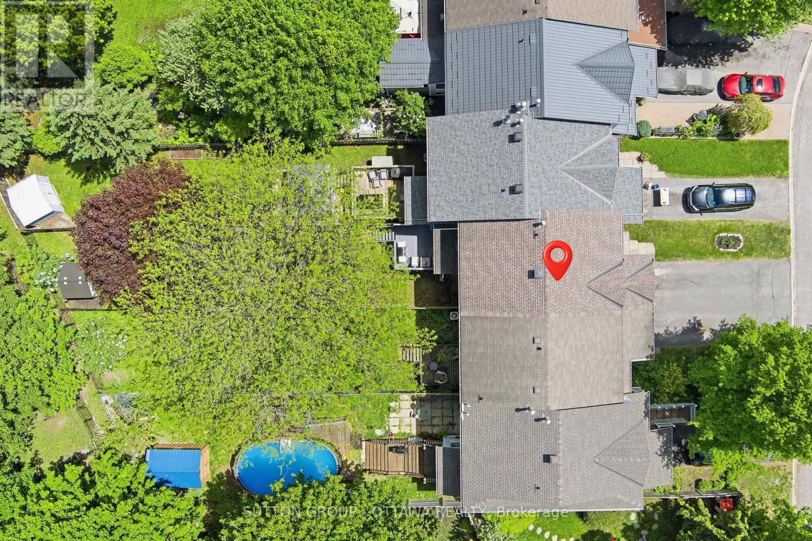94 PIPER CRESCENT - 36