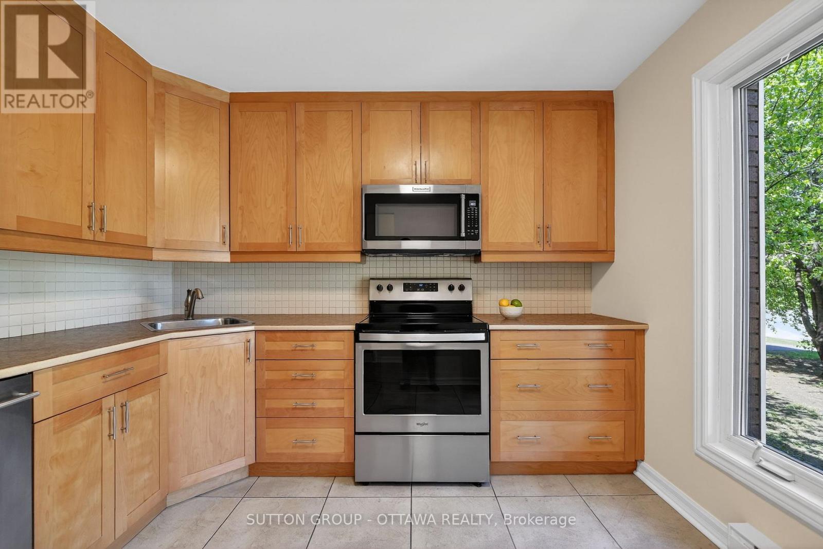 1530 MIMOSA AVENUE - 4