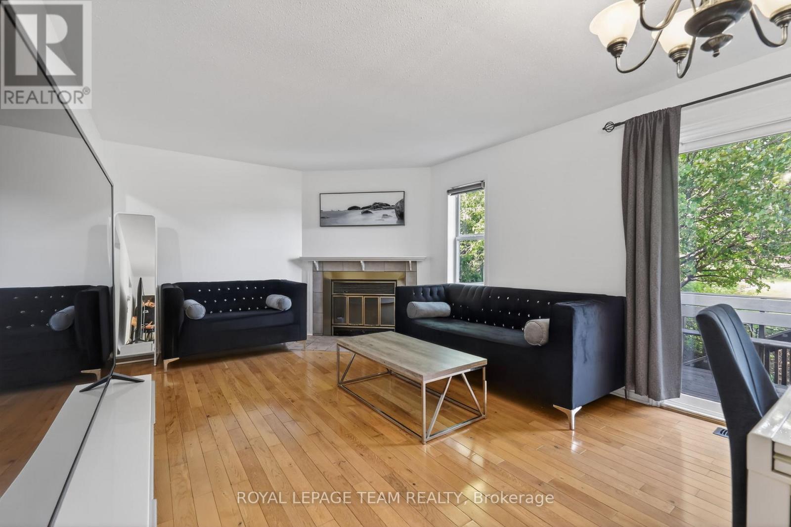 4 MILL HILL ROAD - 11