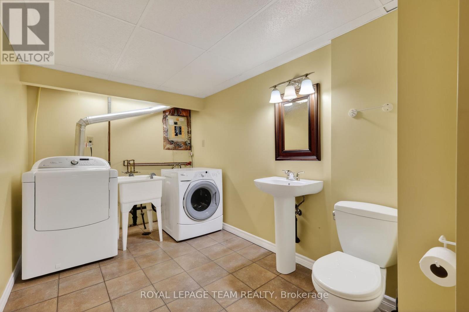 4 MILL HILL ROAD - 27