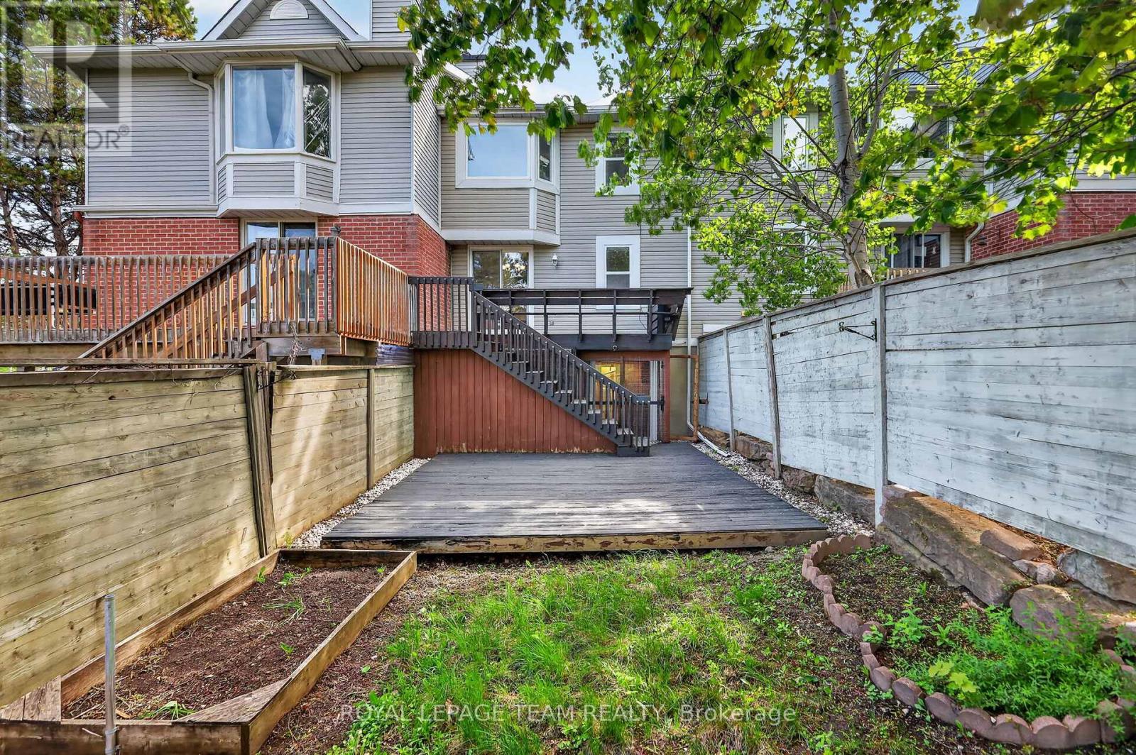 4 MILL HILL ROAD - 31