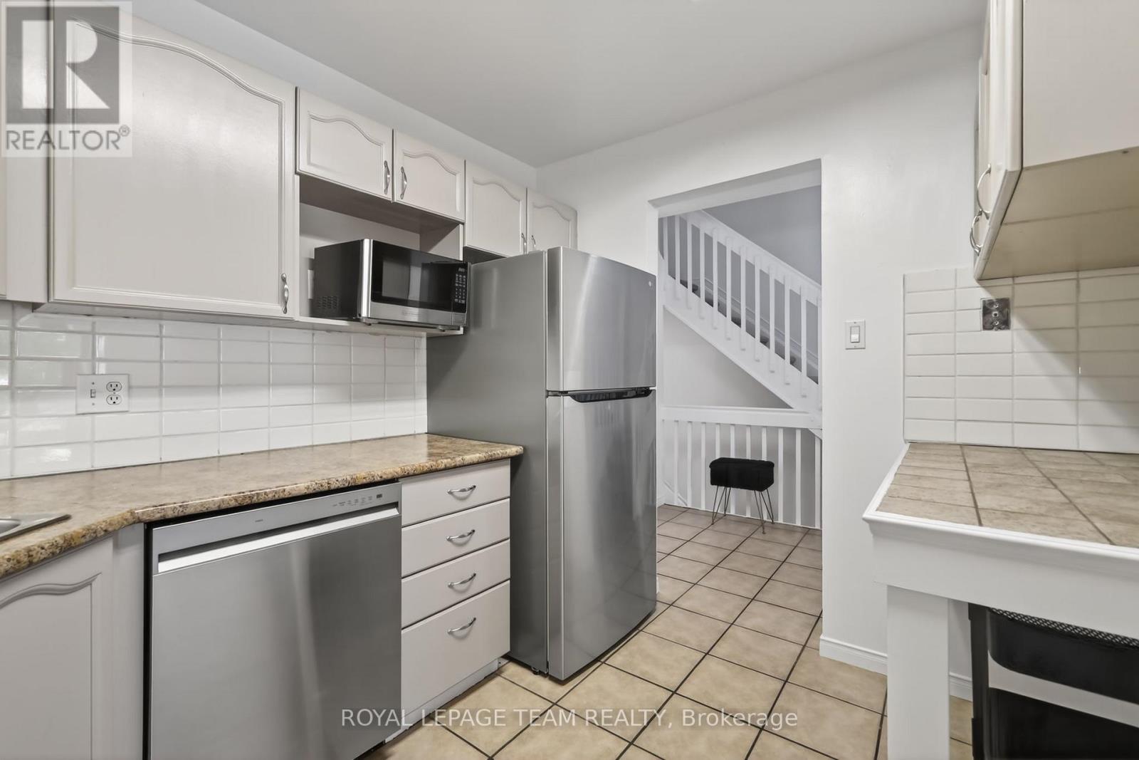 4 MILL HILL ROAD - 8