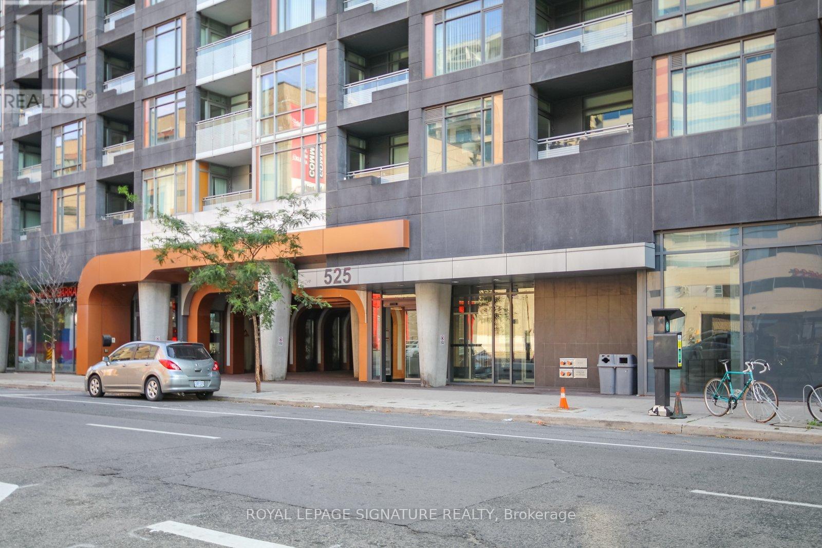 #710 525 ADELAIDE STREET W - 31