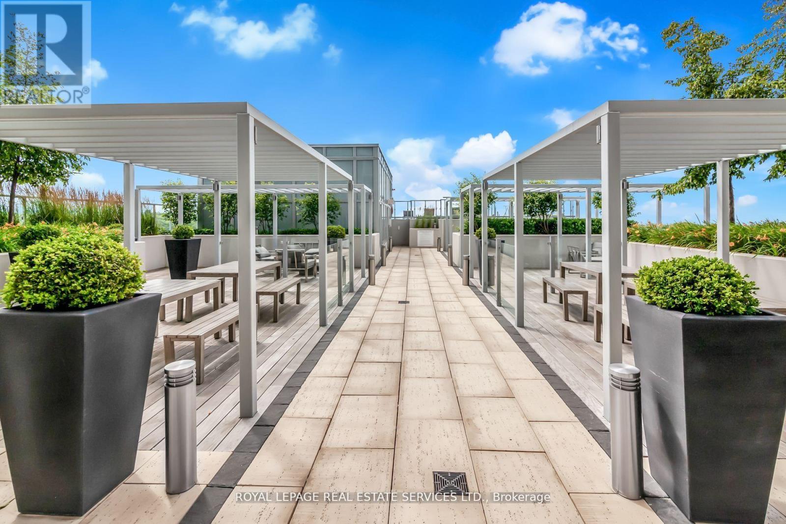 #1104 501 ST CLAIR AVENUE W - 33
