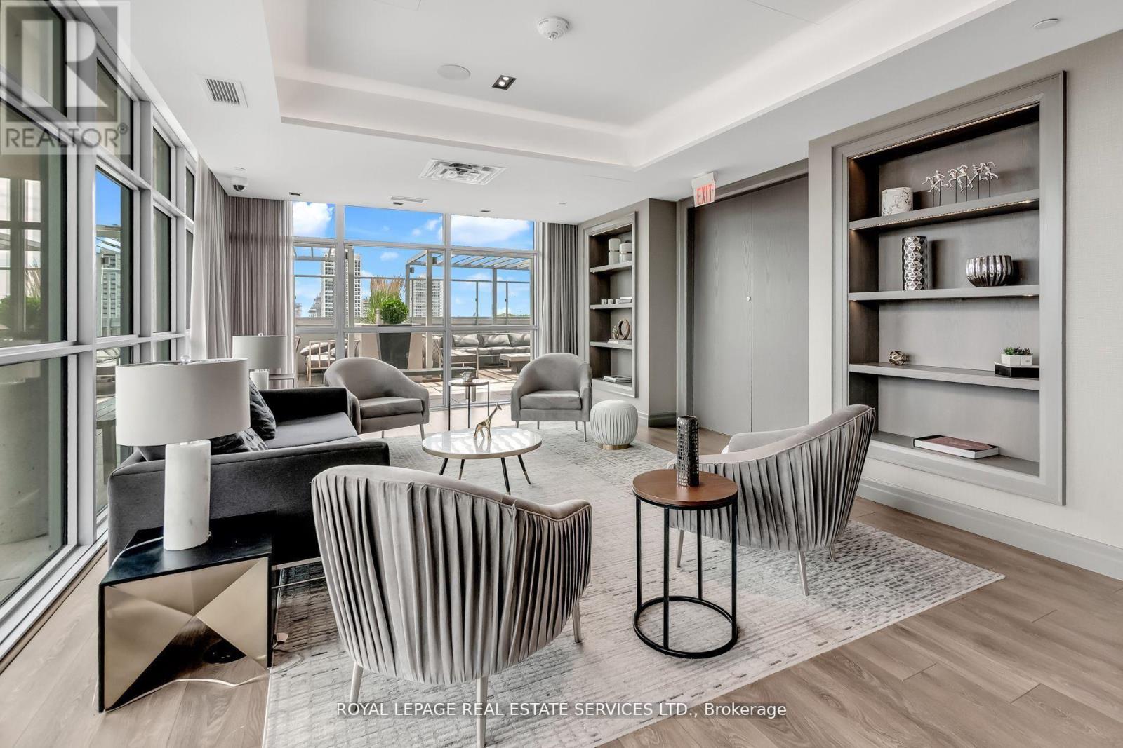 #1104 501 ST CLAIR AVENUE W - 40