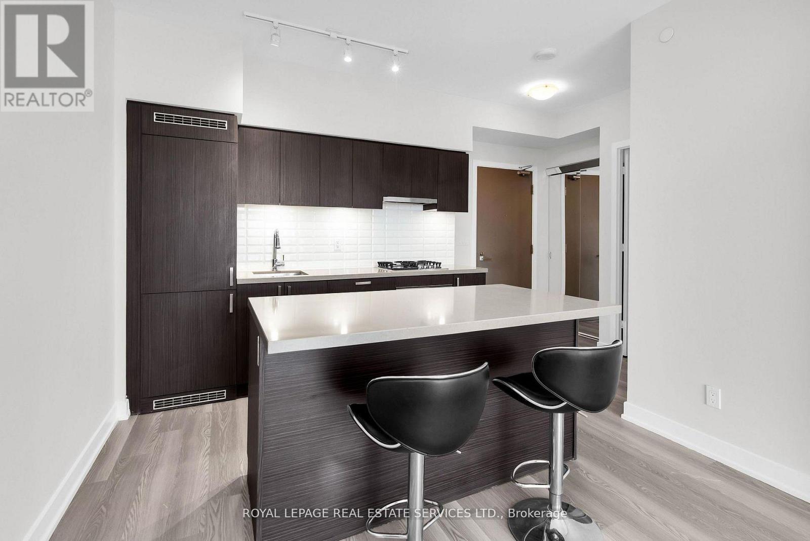 #1104 501 ST CLAIR AVENUE W - 7
