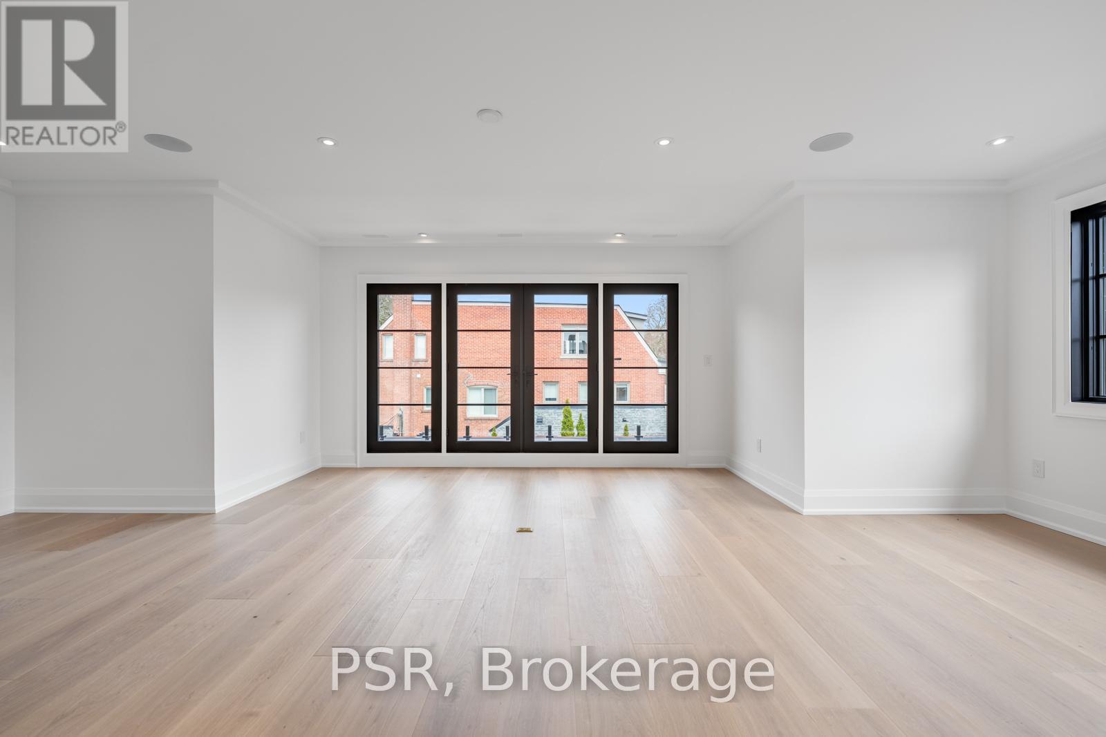36 AVA ROAD - 23