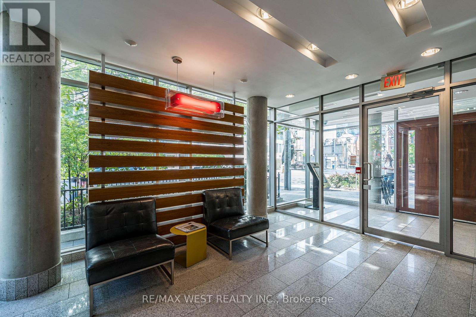 #212 66 PORTLAND STREET - 26