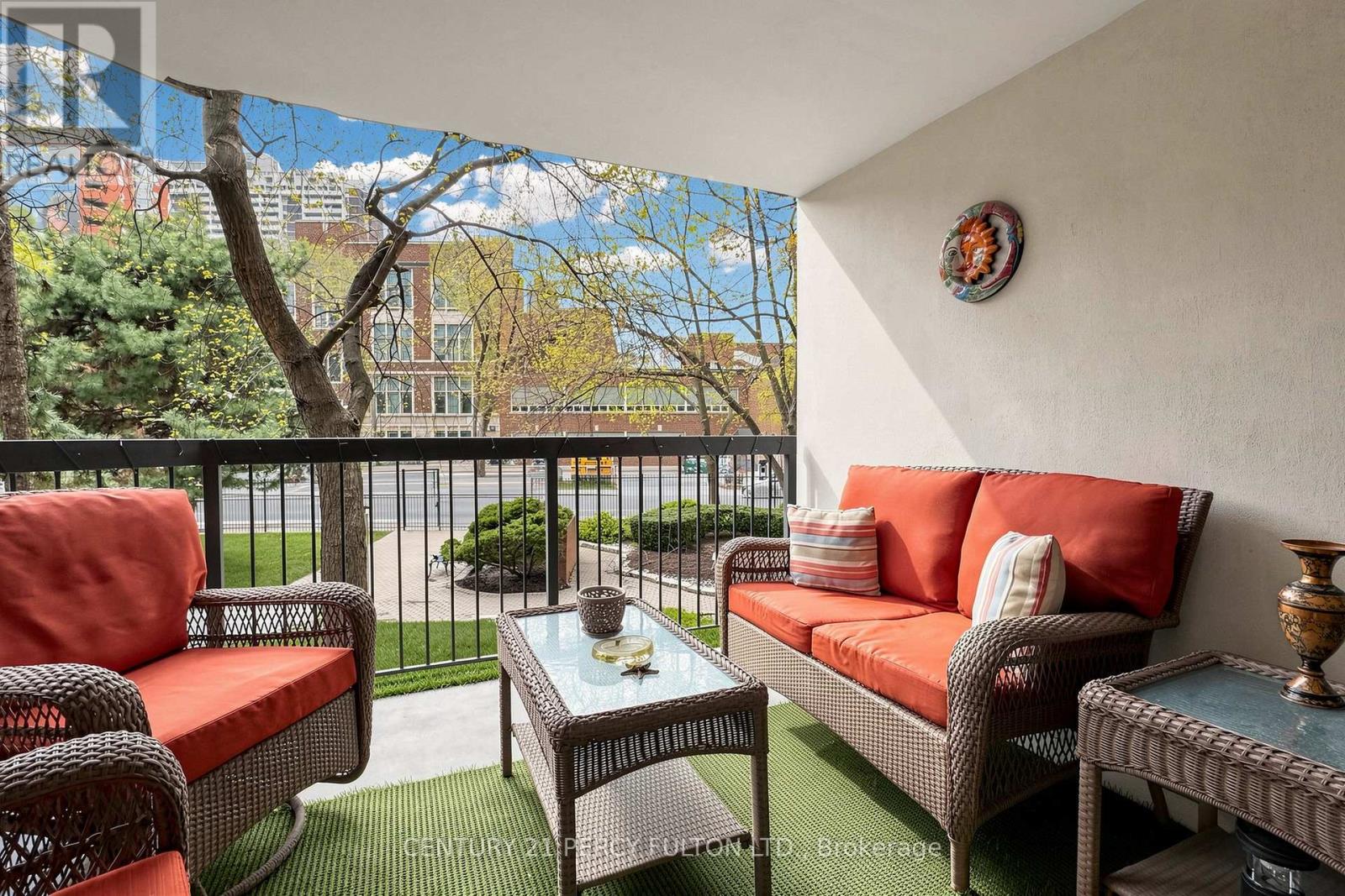 #224 77 MAITLAND PLACE - 27