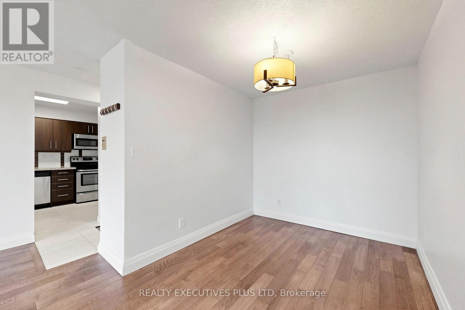 #604 18 HILLCREST AVENUE - 13