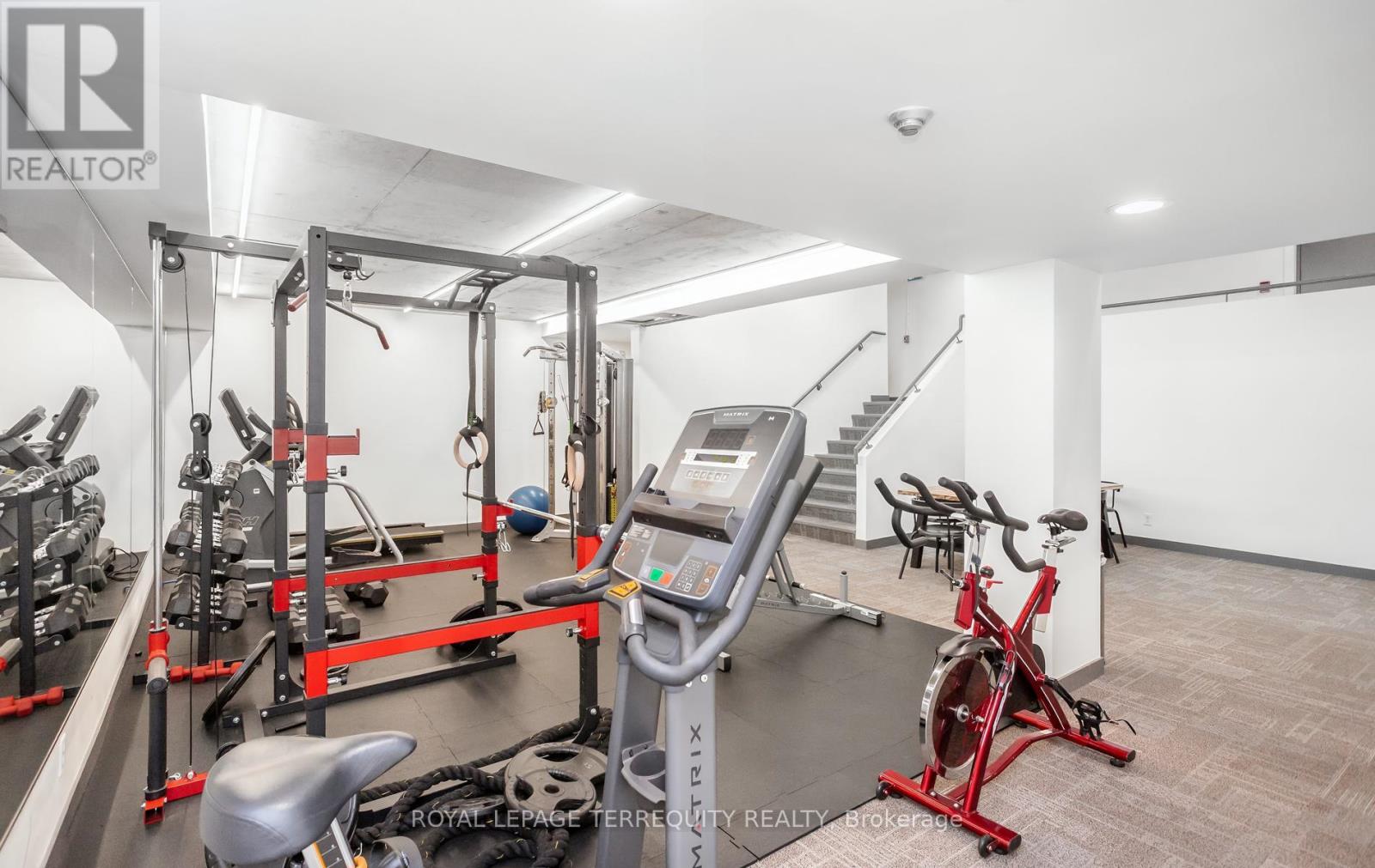 #704 50 CAMDEN STREET - 40