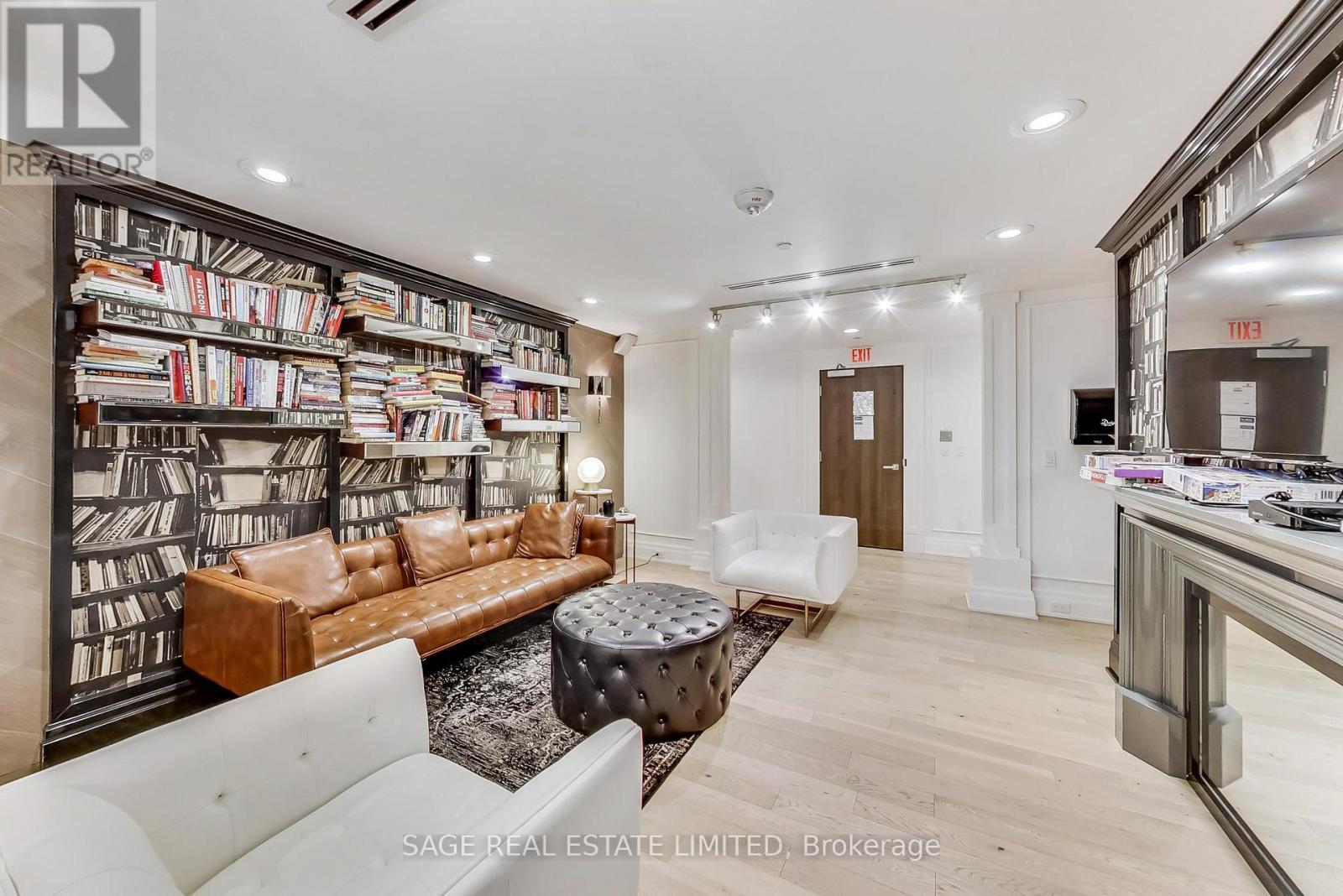 #726 1190 DUNDAS STREET E - 25
