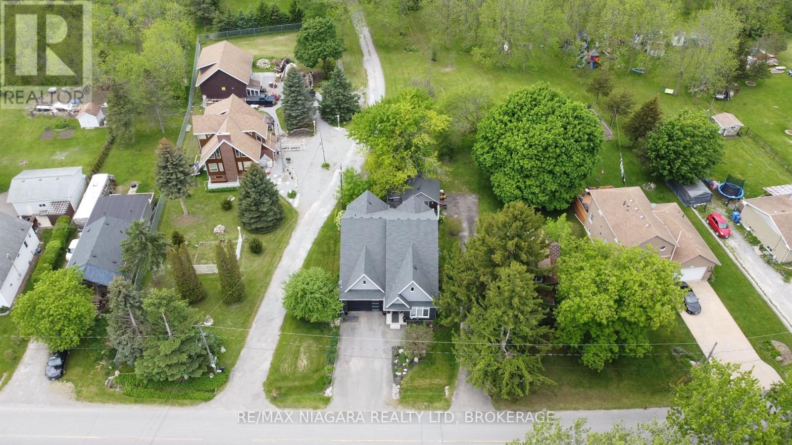 194 CHIPPAWA ROAD - 12