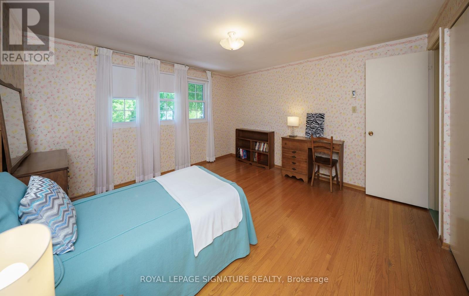 11 GABLEHURST CRESCENT - 29