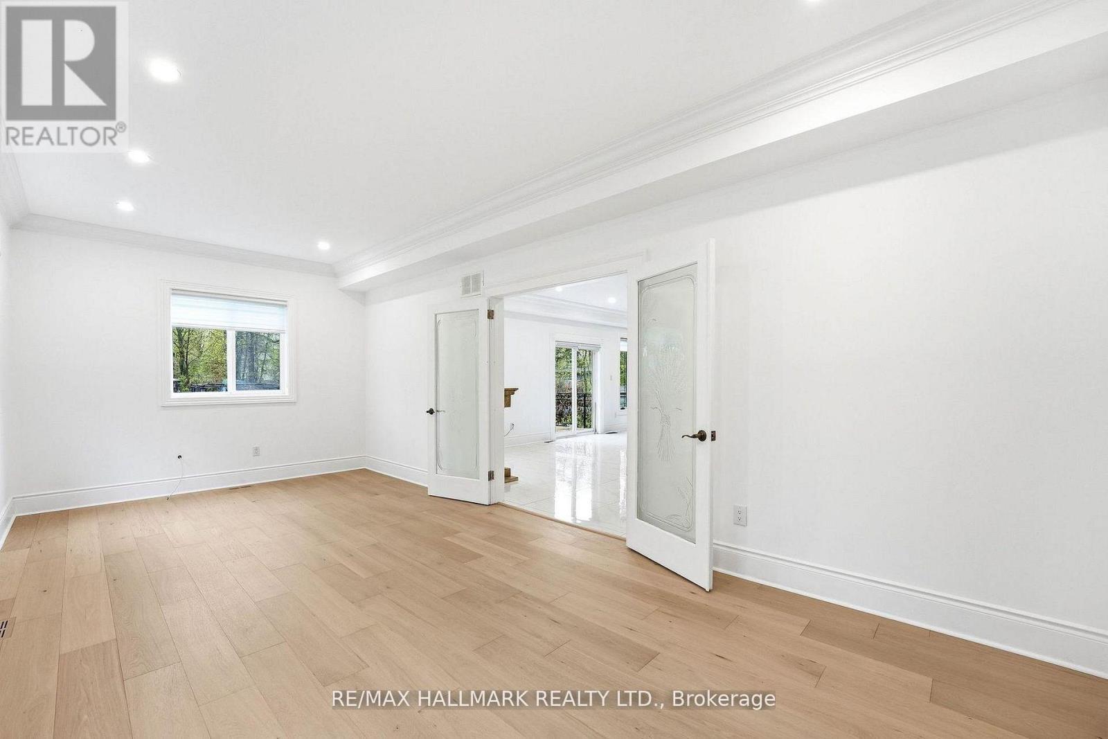 32 ORCHARD PARK DRIVE - 11