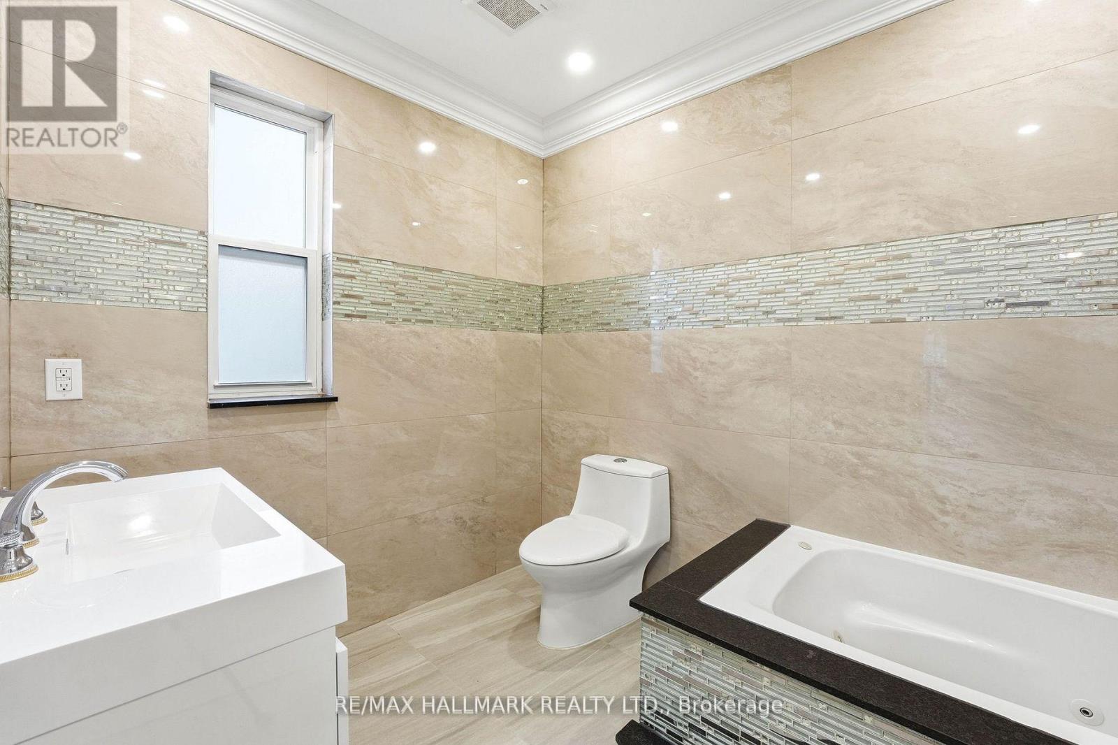 32 ORCHARD PARK DRIVE - 37