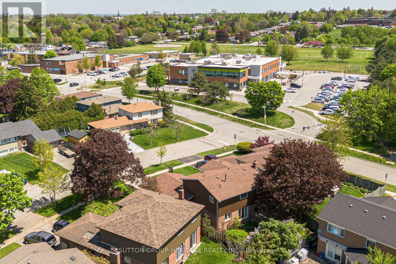 41 CARTER CRESCENT - 30
