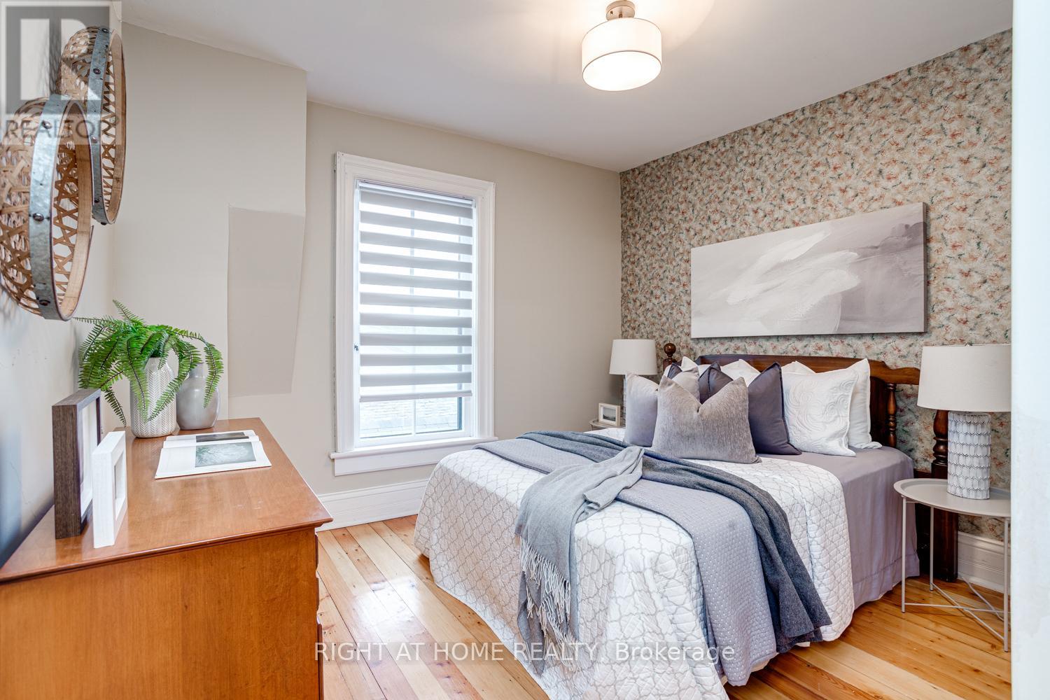 51 CALEB STREET - 21