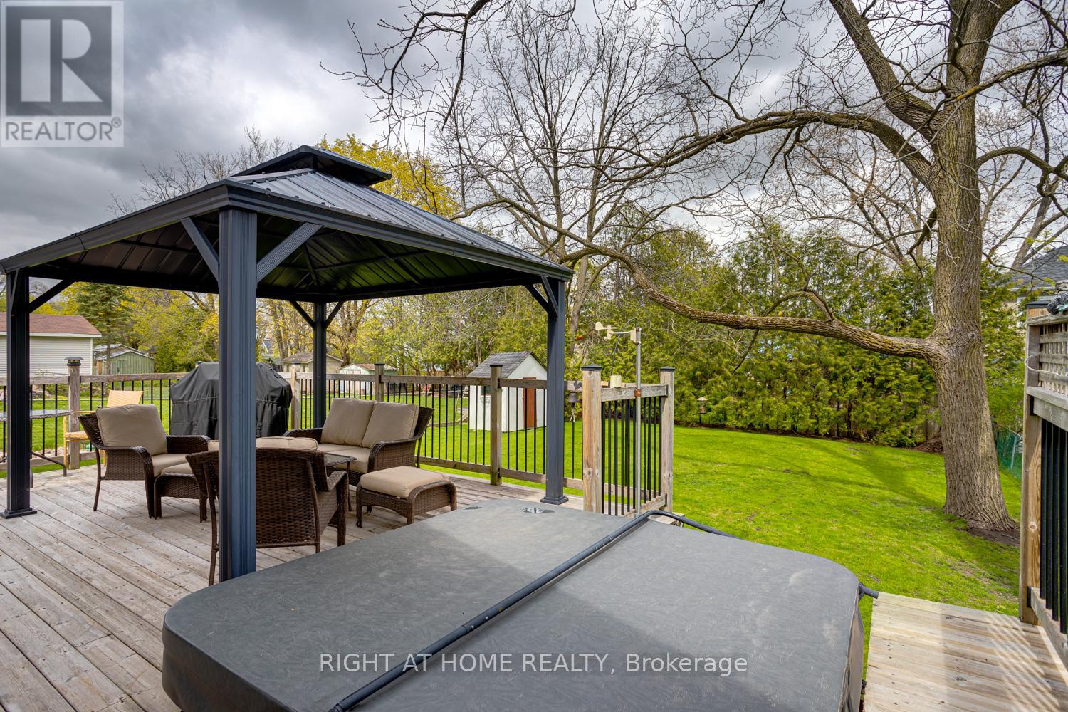 51 CALEB STREET - 24