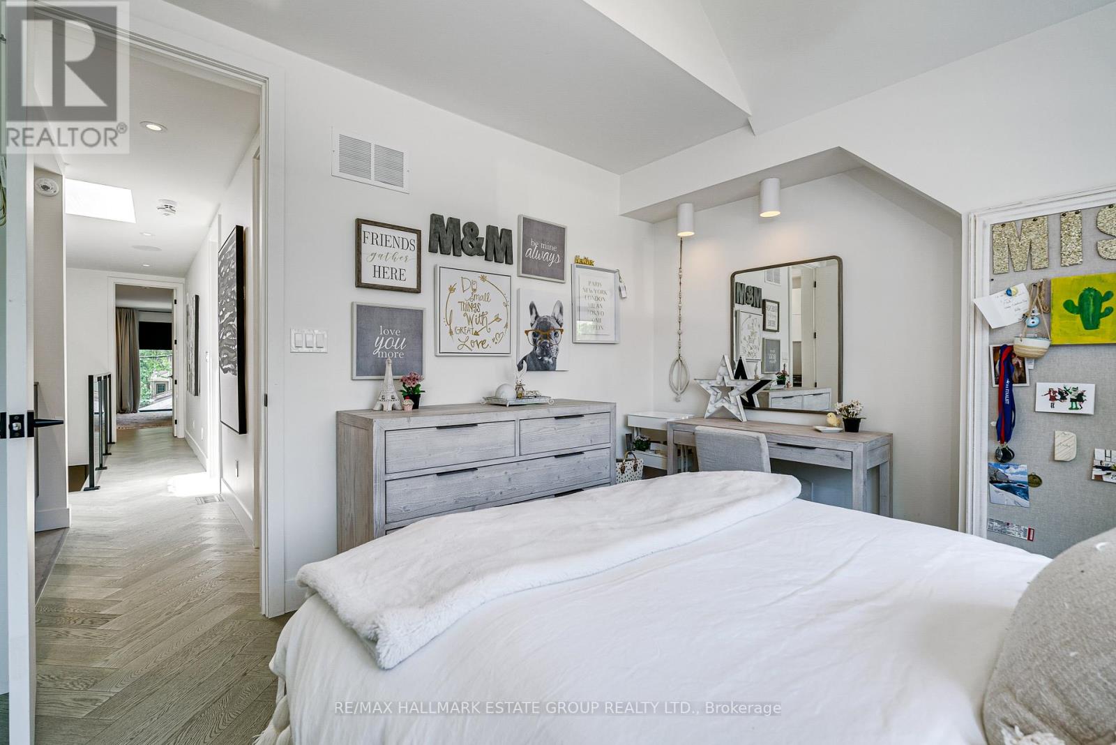 36 KENT ROAD - 23