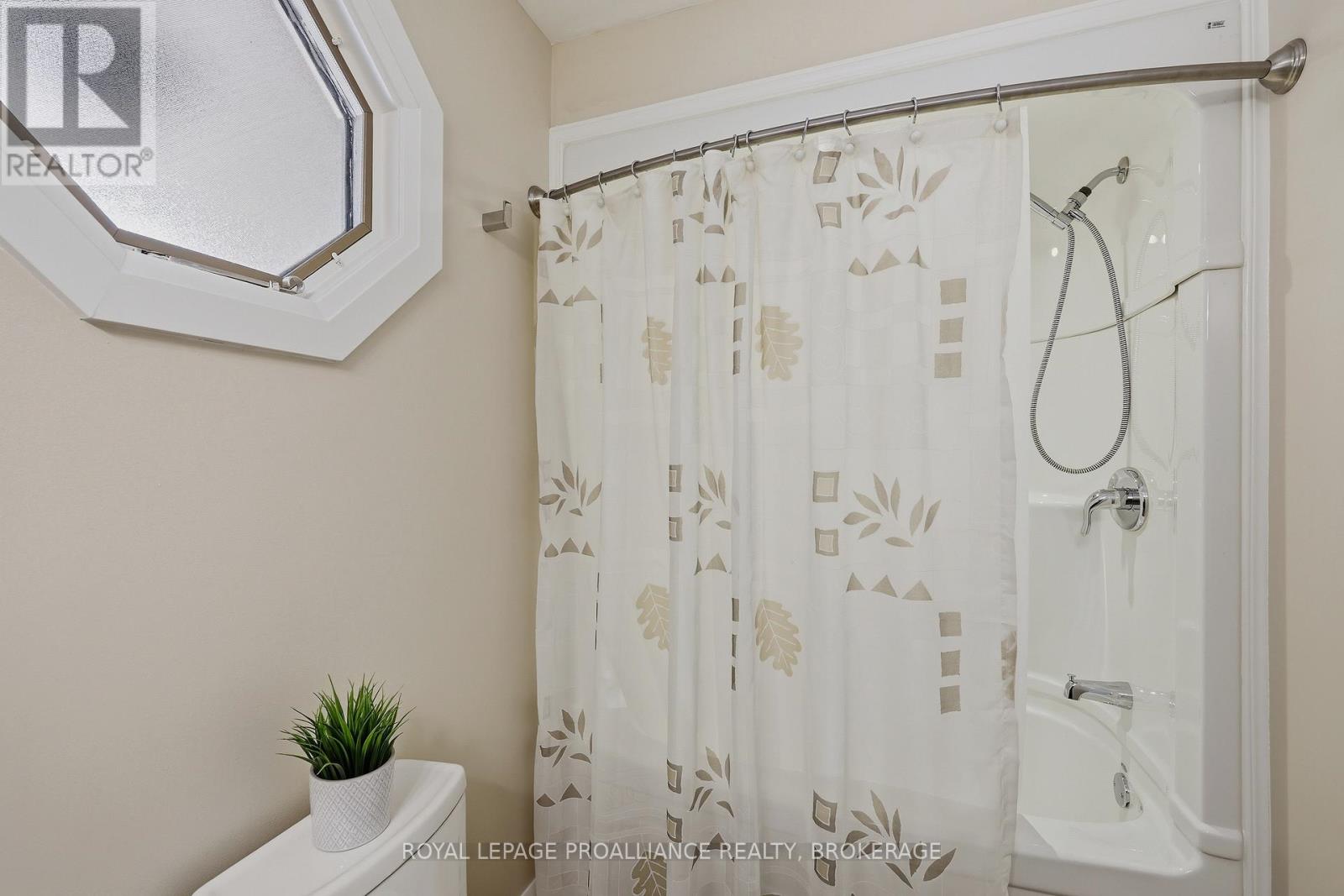 1423 COTTSMERE COURT - 16