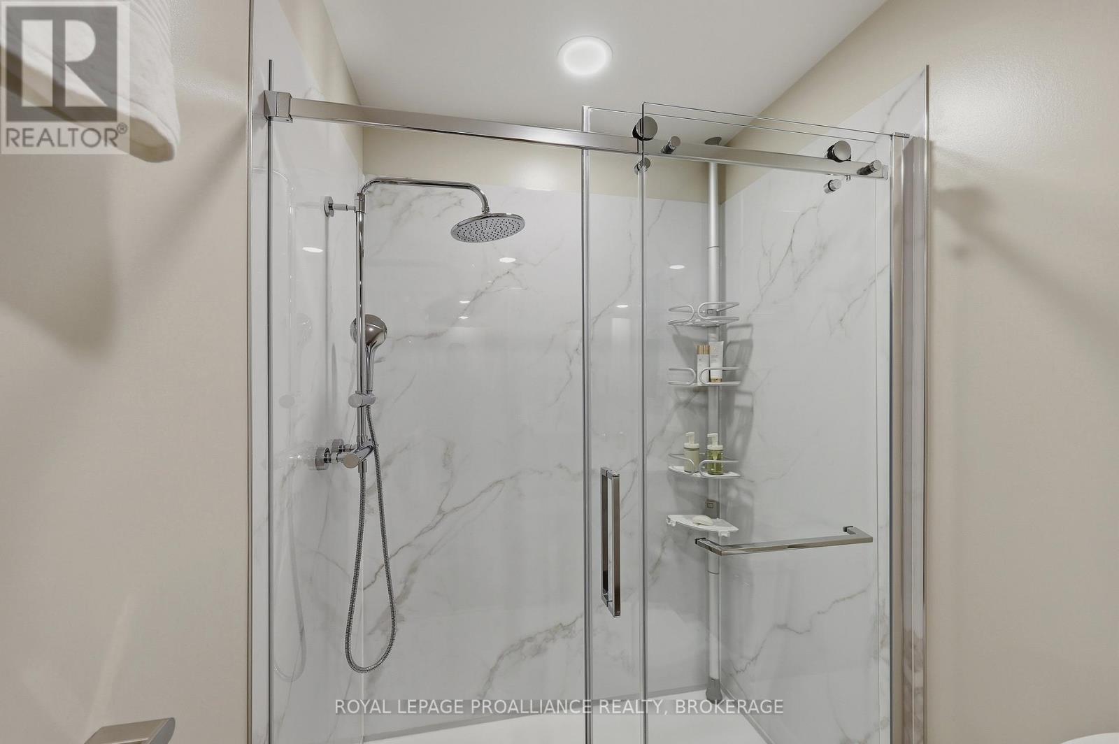 1423 COTTSMERE COURT - 21