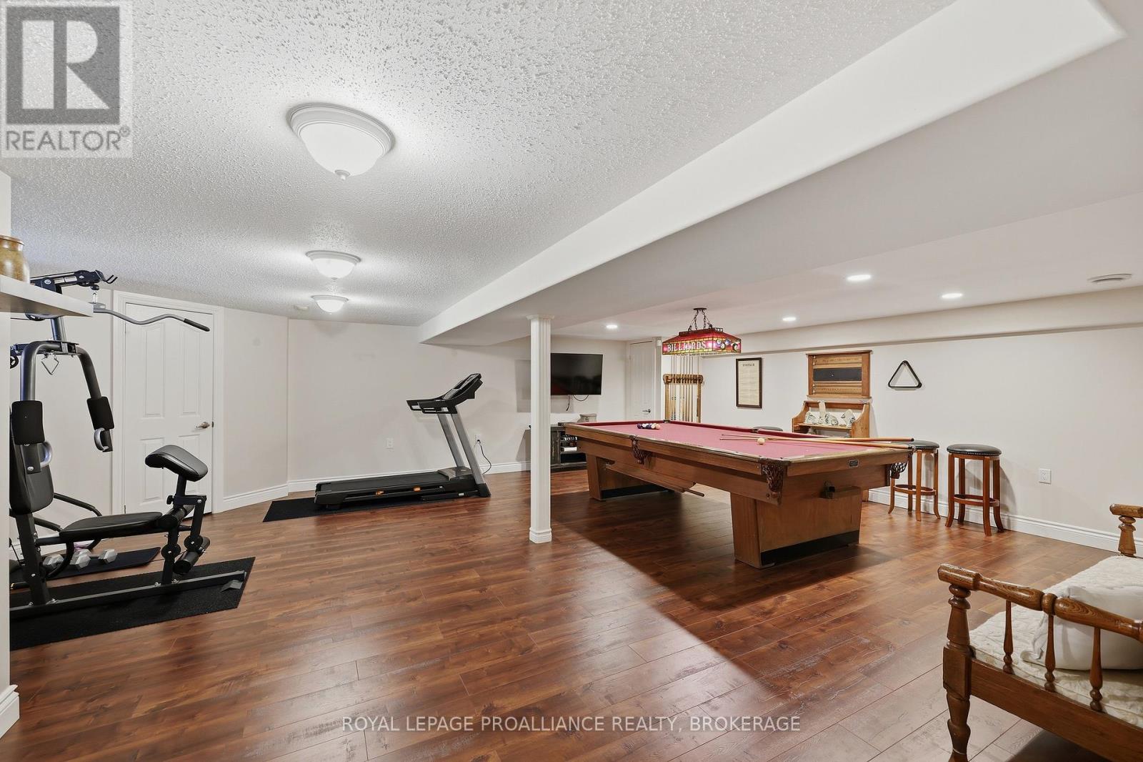 1423 COTTSMERE COURT - 25