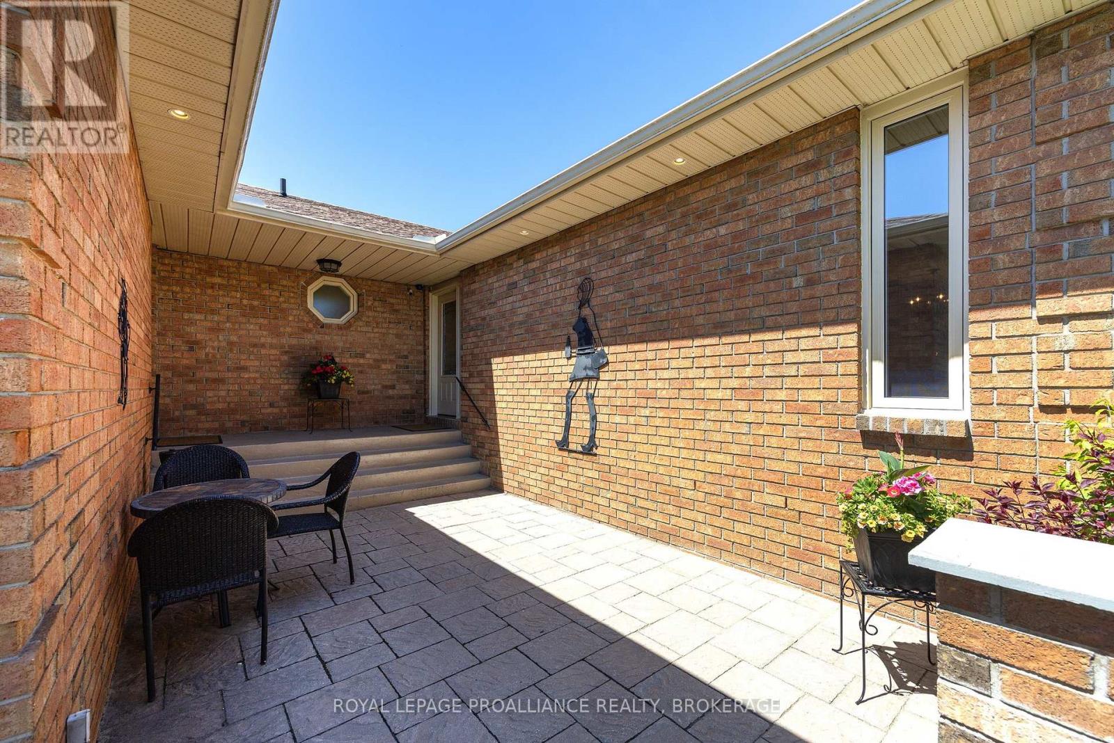 1423 COTTSMERE COURT - Image 3