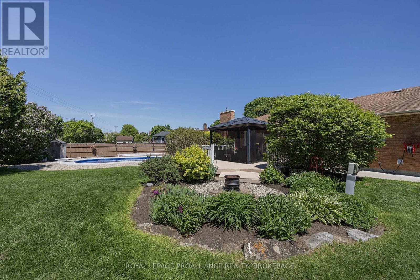 1423 COTTSMERE COURT - 36