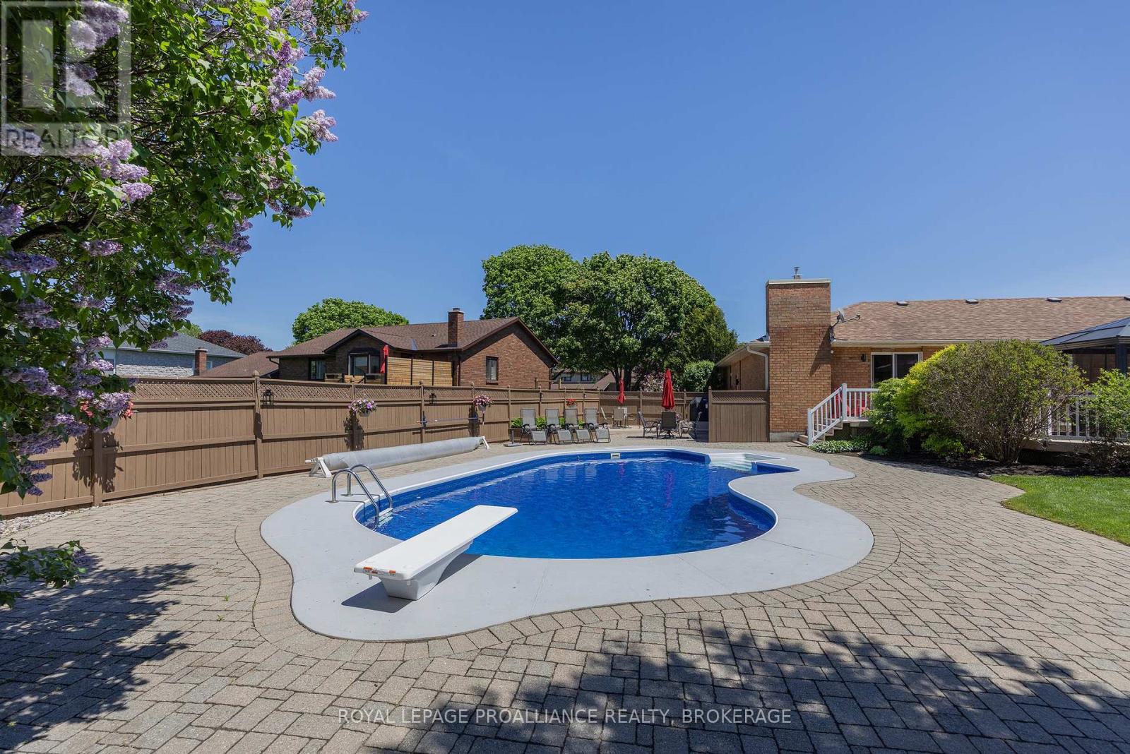1423 COTTSMERE COURT - 43
