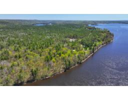 2 Ch. Harmony Bay, L Ile Du Grand Calumet, QC J0X1J0 Photo 11