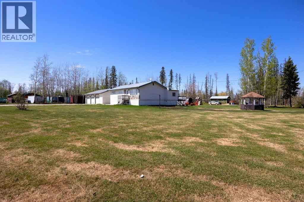 100 Christina Drive — photo 21