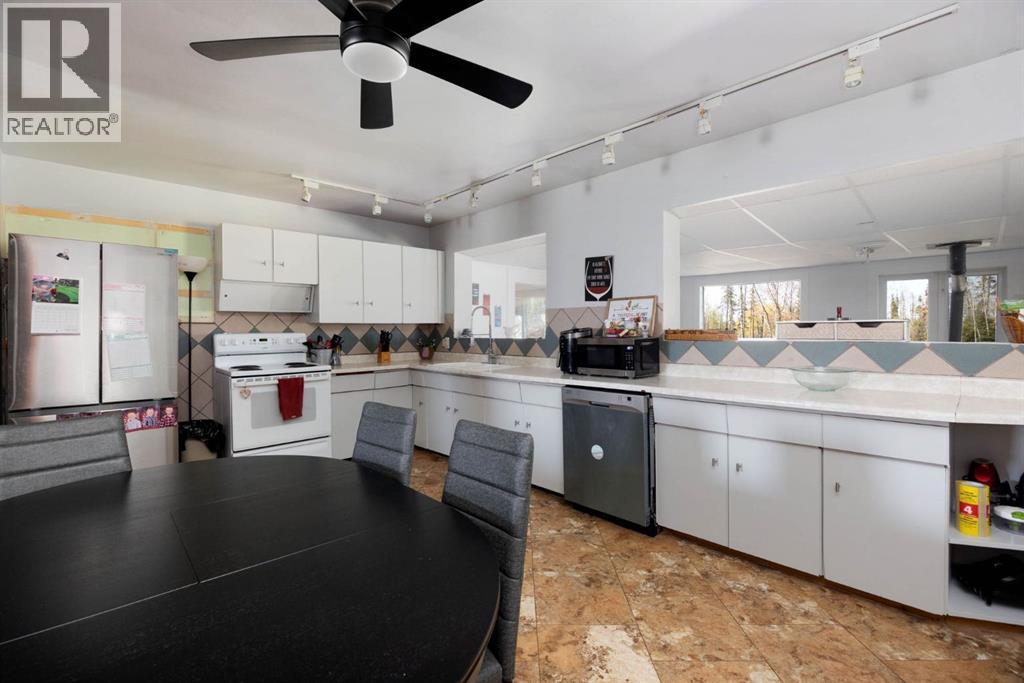 100 Christina Drive — photo 7
